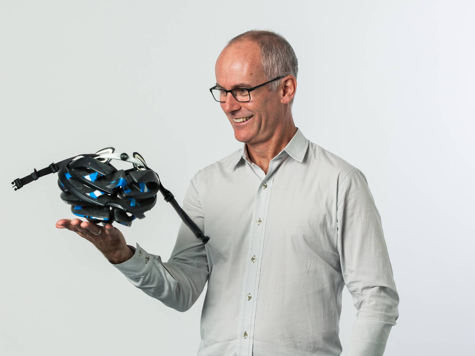 Carl juggling his cycling helmet